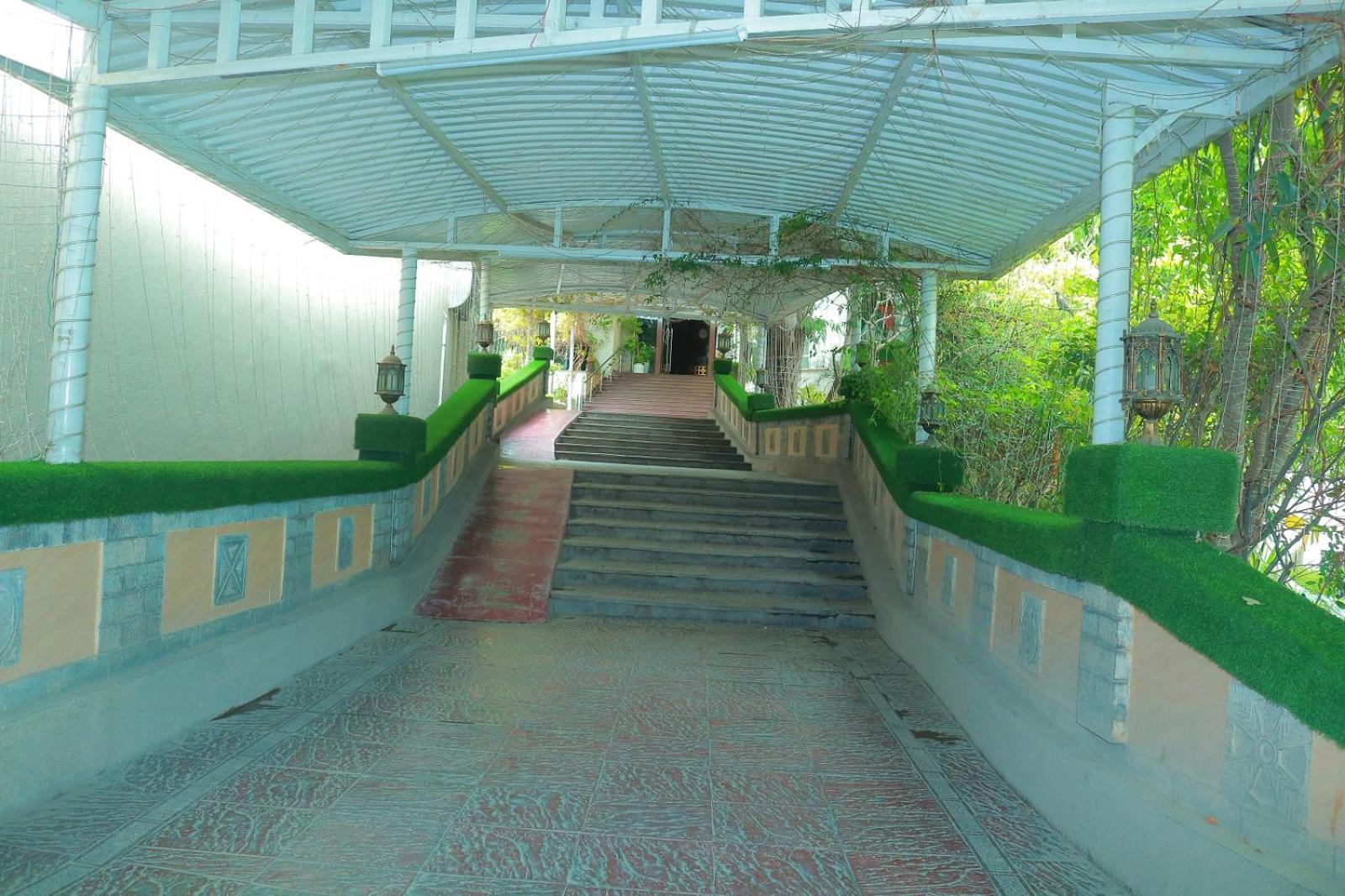 Safari Club 1 Hotel Rawalpindi Exterior foto
