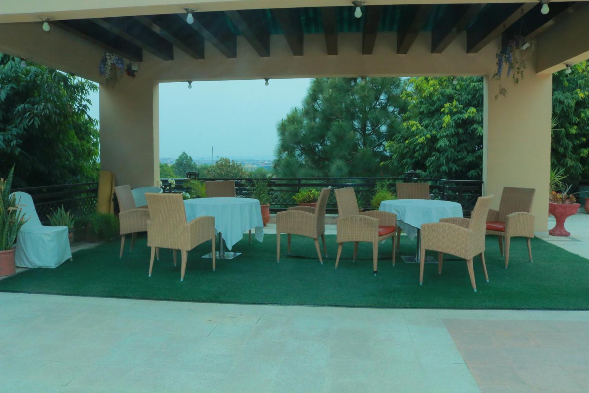 Safari Club 1 Hotel Rawalpindi Exterior foto
