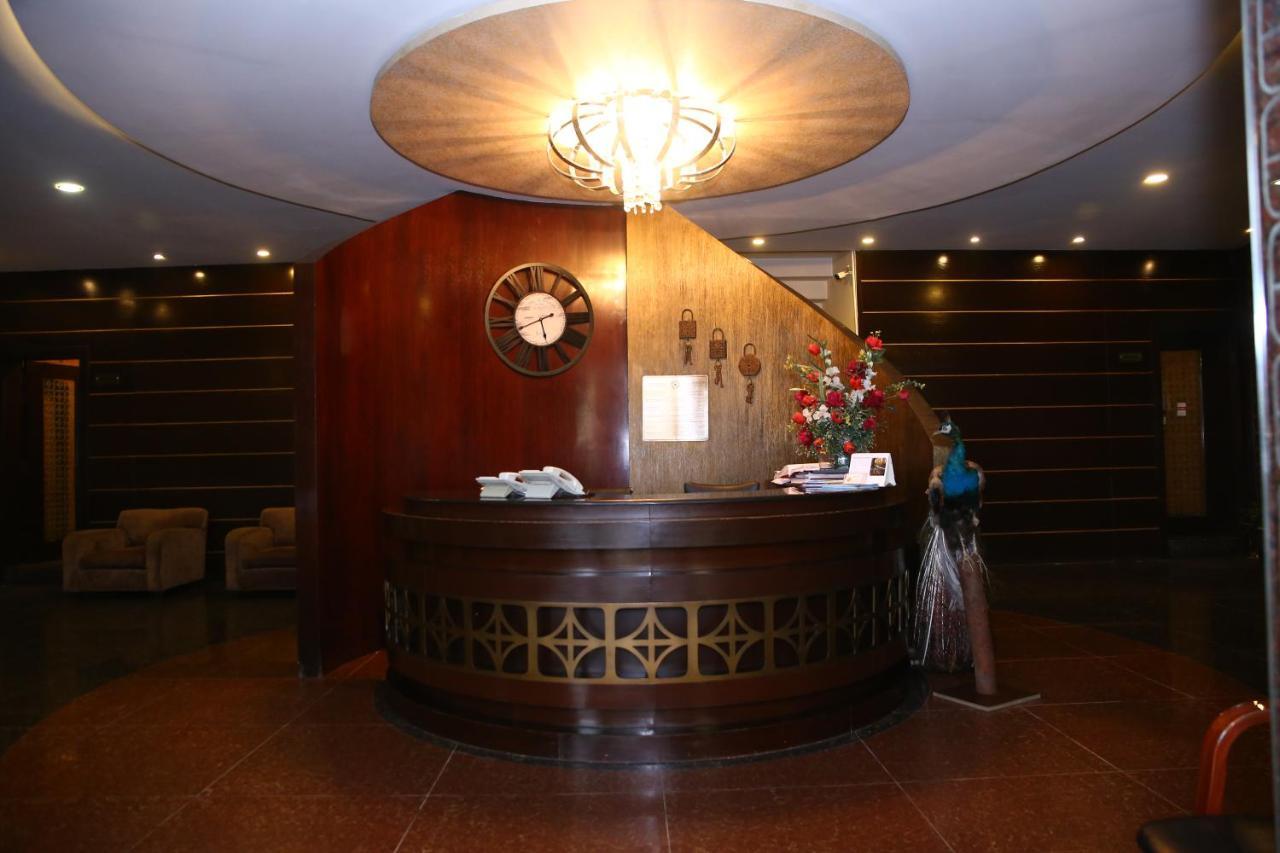 Safari Club 1 Hotel Rawalpindi Exterior foto